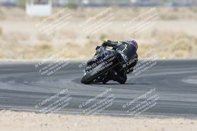 media/Apr-20-2025-CVMA (Sun) [[39090e8767]]/Race 5-Amateur Supersport Open/